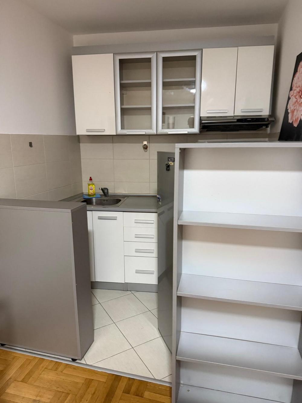 Slika 5 - Marka Oreškovića, Dvosoban stan za izdavanje, 40m2, 500€