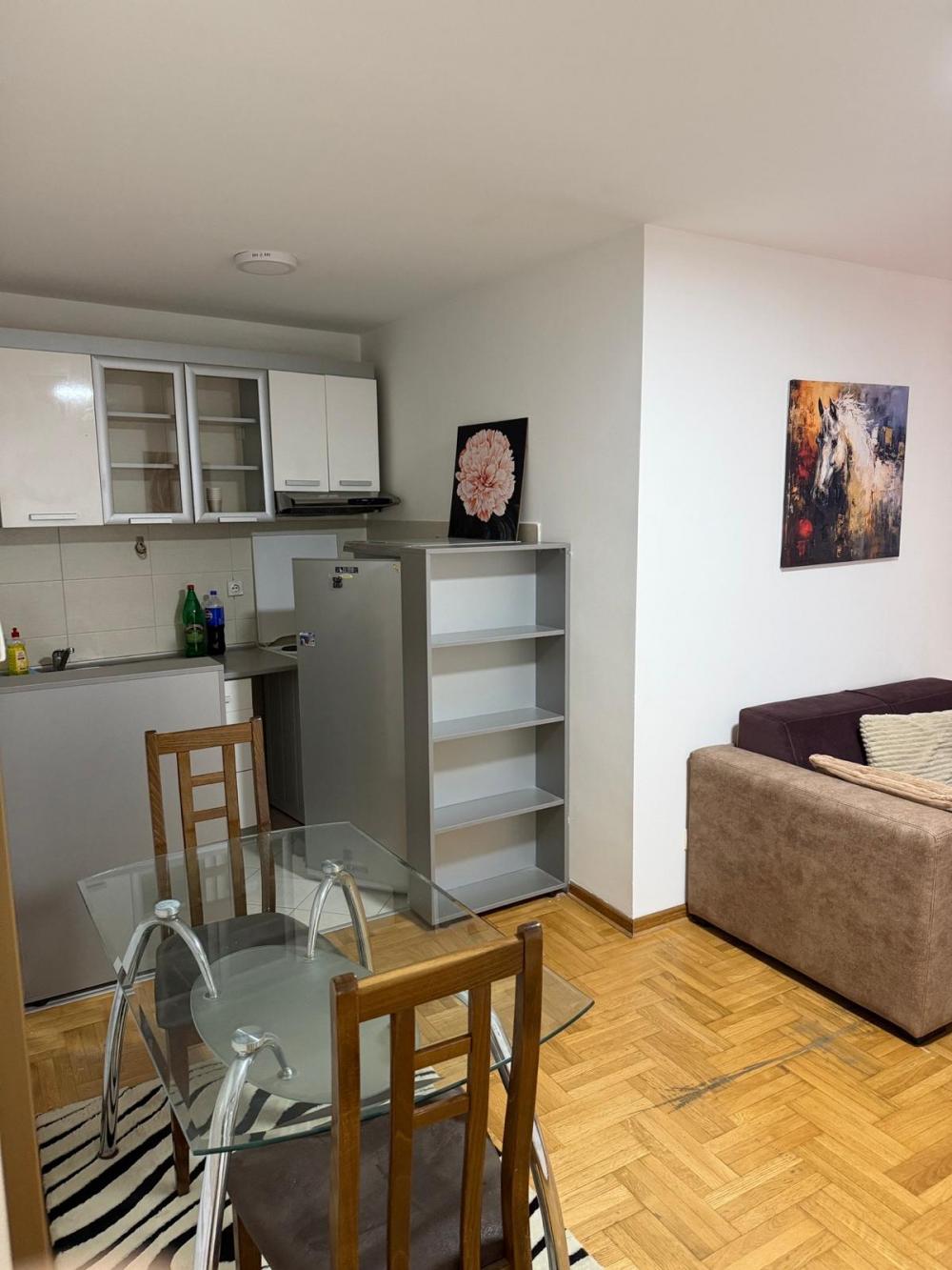 Slika 2 - Marka Oreškovića, Dvosoban stan za izdavanje, 40m2, 500€