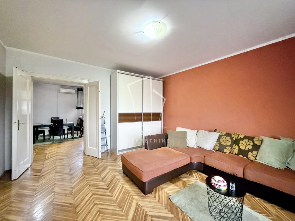 Slika 1 - Ustanička, Dvosoban stan za izdavanje, 61m2, 630€