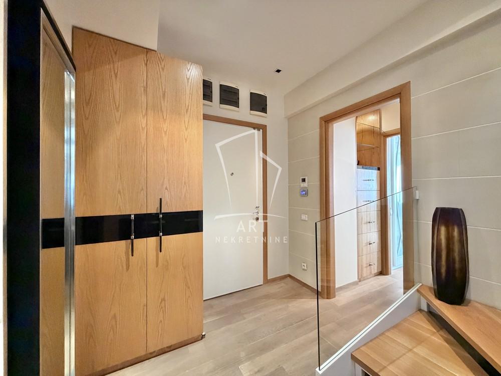 Slika 10 - Knez Miletina, Stan na prodaju, 229m2, 1.180.000€