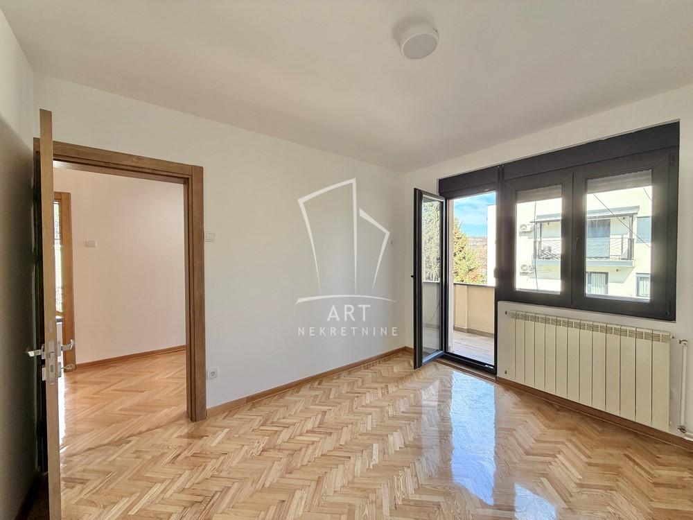 Slika 4 - Dušana Petrovića Šaneta, Kuća na prodaju, 255m2, 190.000€