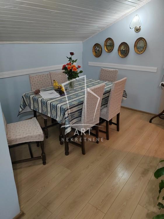 Slika 2 - Lipar, Trosoban stan na prodaju, 85m2, 143.000€