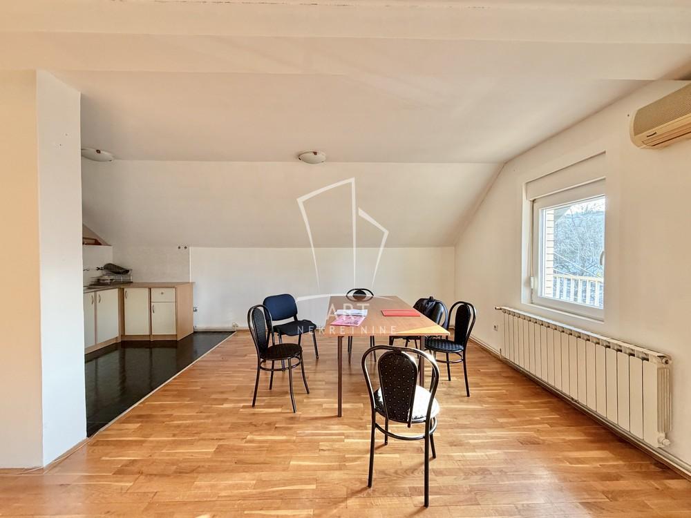 Slika 10 - Rospi Ćuprija,  Kuća na prodaju, 340m2, 425.000€