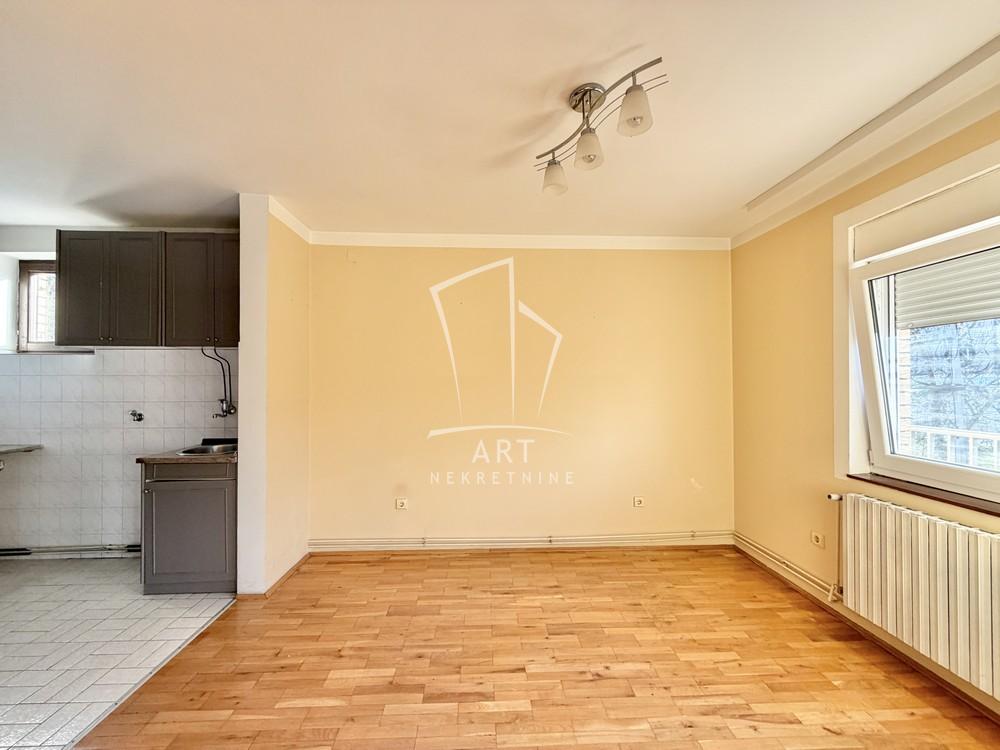 Slika 2 - Rospi Ćuprija,  Kuća na prodaju, 340m2, 425.000€