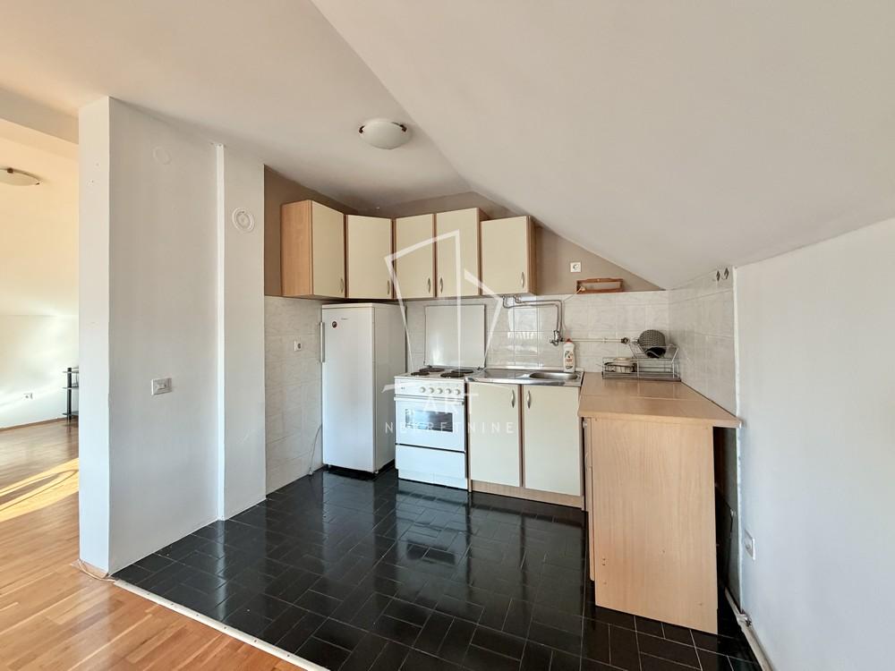 Slika 11 - Rospi Ćuprija,  Kuća na prodaju, 340m2, 425.000€