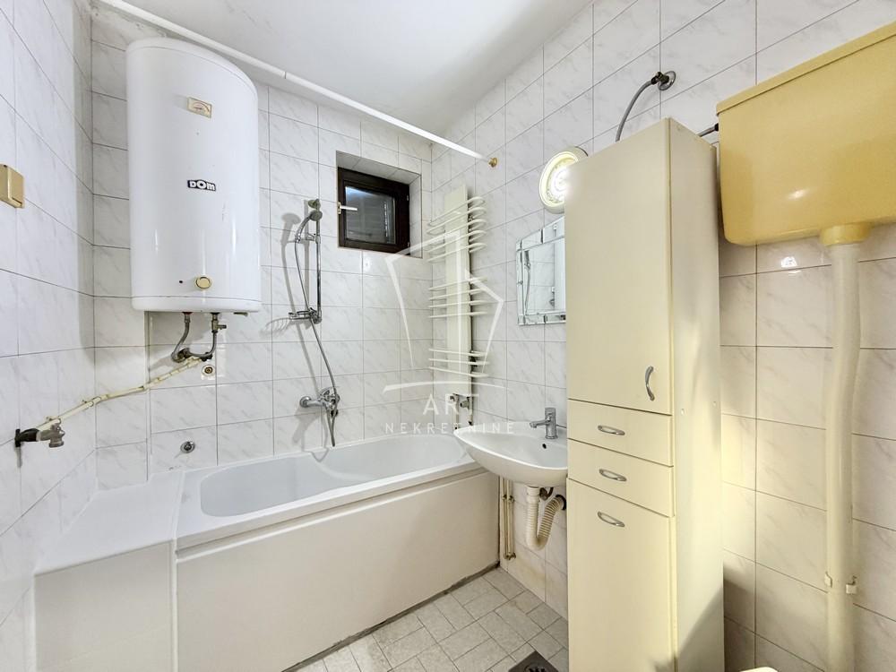 Slika 8 - Rospi Ćuprija,  Kuća na prodaju, 340m2, 425.000€