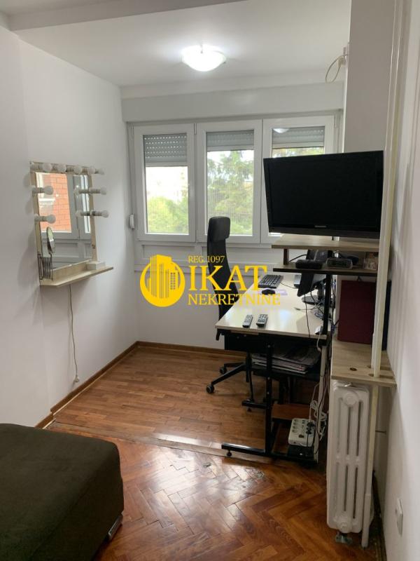 Slika 8 - Petrarkina, Trosoban stan na prodaju, 74m2, 193.000€