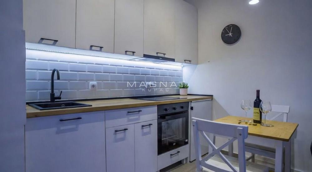 Slika 1 - Dragačevska, Dvosoban stan za izdavanje, 35m2, 650€