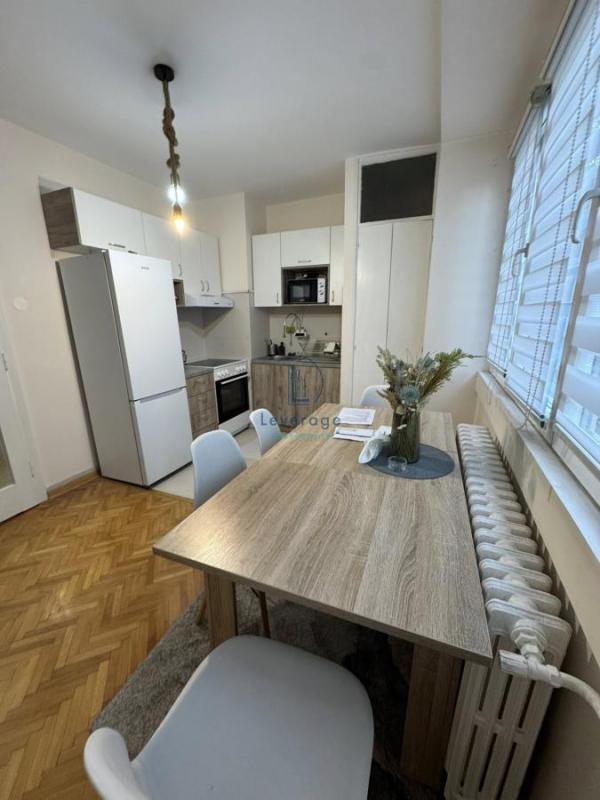 Slika 2 - Južni bulevar, Dvosoban stan za izdavanje, 53m2, 550€