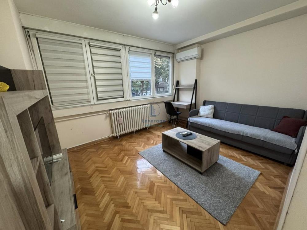 Slika 3 - Južni bulevar, Dvosoban stan za izdavanje, 53m2, 550€