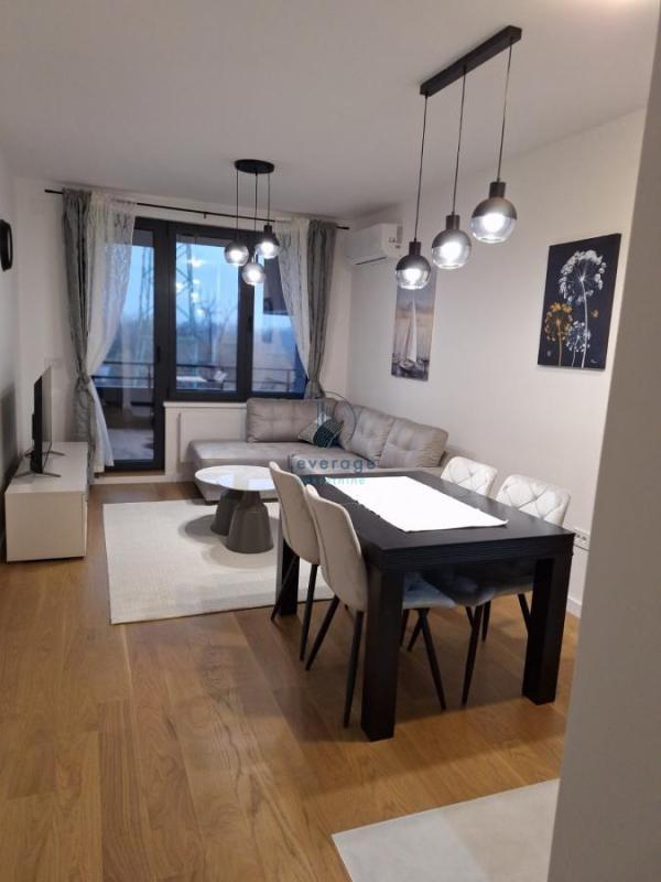 Glavna slika -Jurija Gagarina, Dvosoban stan za izdavanje, 42m2, 850€