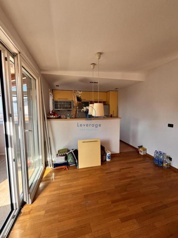 Slika 2 - Patrisa Lumumbe, Jednoiposoban stan na prodaju, 48m2, 145.000€