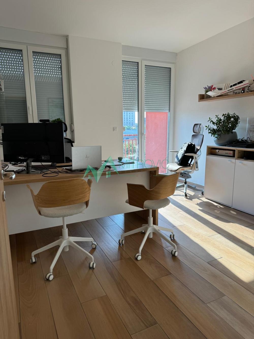 Slika 2 -  Lokal za izdavanje, 100m2, 1.000€