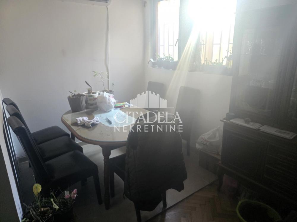 Slika 2 - Tuzlanska, Dvoiposoban stan na prodaju, 43m2, 100.000€