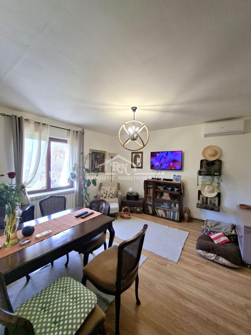 Slika 3 - Put za pećinu,  Kuća na prodaju, 208m2, 125.000€