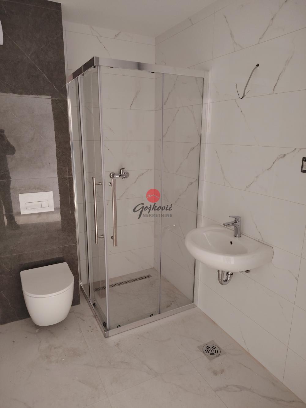 Slika 2 - Vitezova Karađorđeve Zvezde, Dvoiposoban stan na prodaju, 54m2, 124.000€