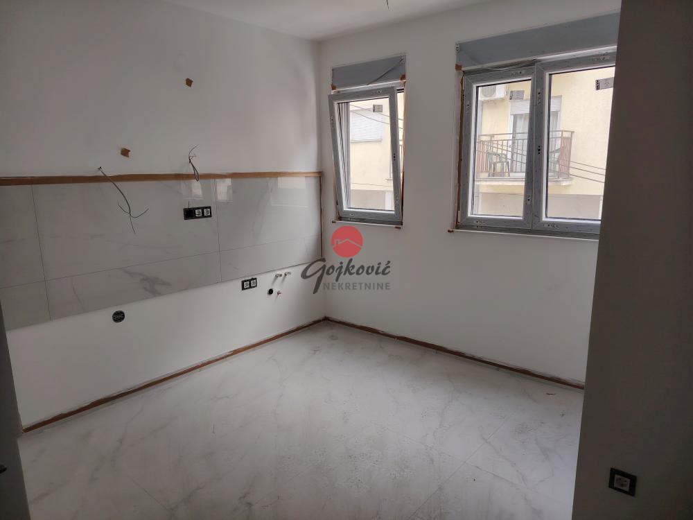 Slika 6 - Vitezova Karađorđeve Zvezde, Dvoiposoban stan na prodaju, 54m2, 124.000€