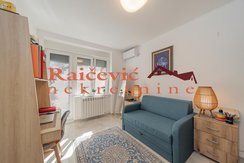 Slika 11 - Neznanog junaka, Trosoban stan na prodaju, 80m2, 380.000€