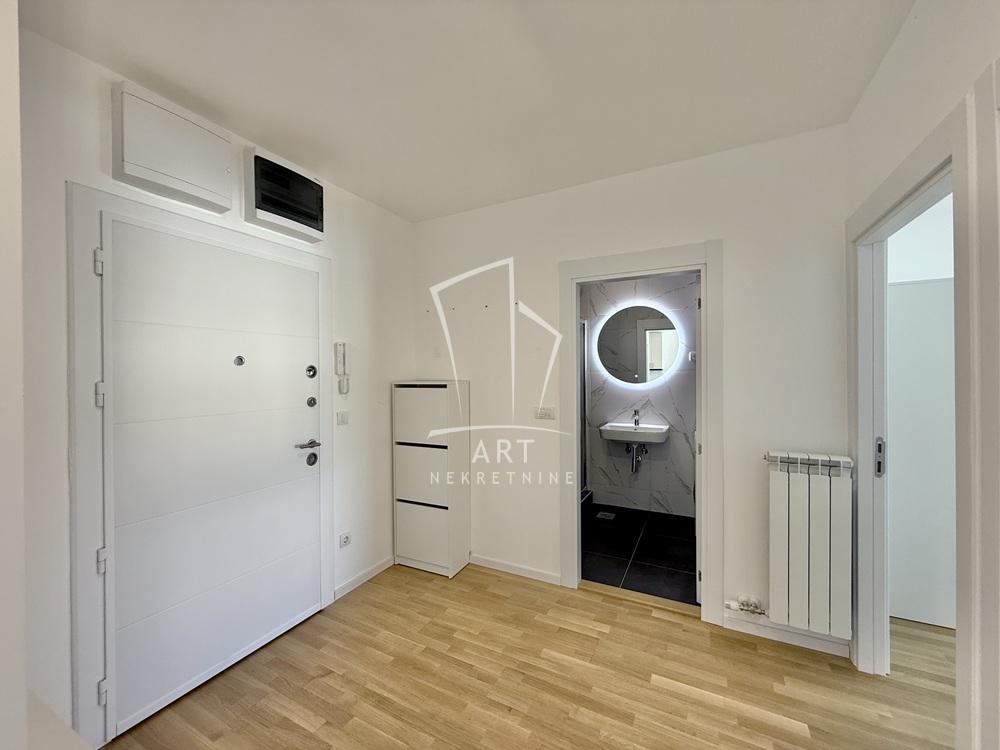 Slika 11 - Mirka Milojkovića, Trosoban stan za izdavanje, 67m2, 700€