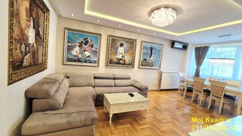 Glavna slika -Četvorosoban stan na prodaju, 69m2, 219.800€