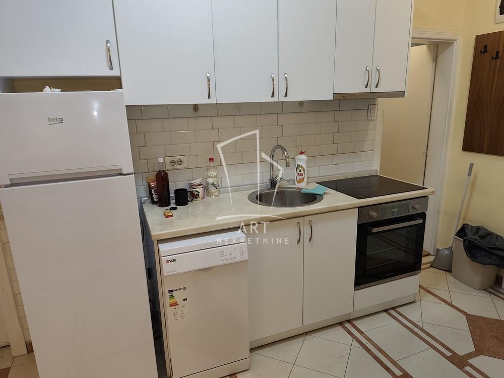 Slika 3 - Svetozara Gligorića, Trosoban stan za izdavanje, 48m2, 630€