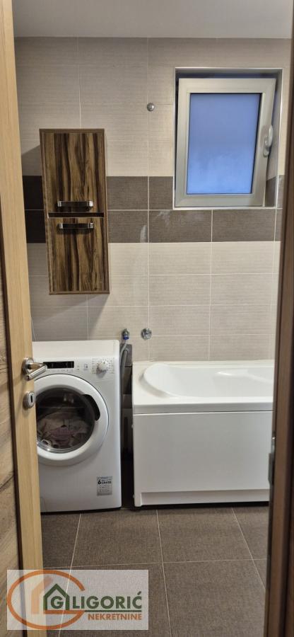 Slika 8 - Dvosoban stan za izdavanje, 55m2, 950€