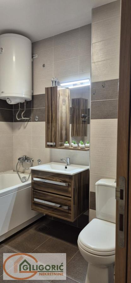 Slika 7 - Dvosoban stan za izdavanje, 55m2, 950€