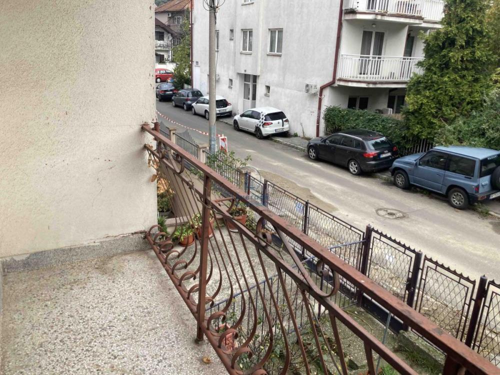 Slika 8 - Bogdana Velaševića, Dvosoban stan za izdavanje, 56m2, 300€