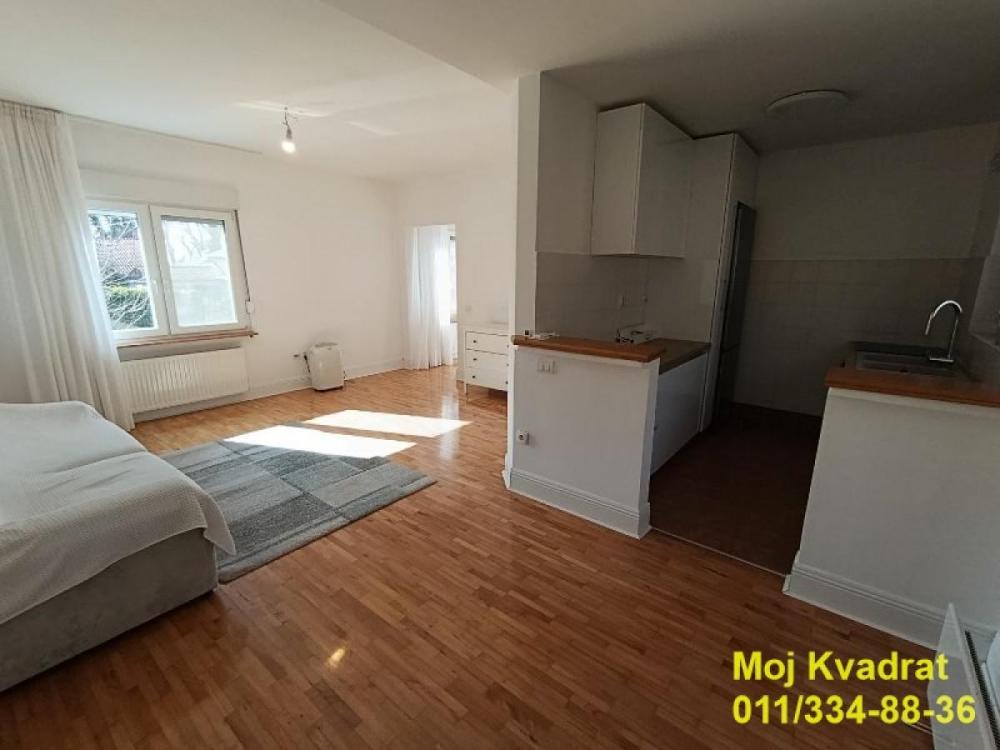 Slika 1 - Kuća za izdavanje, 95m2, 900€