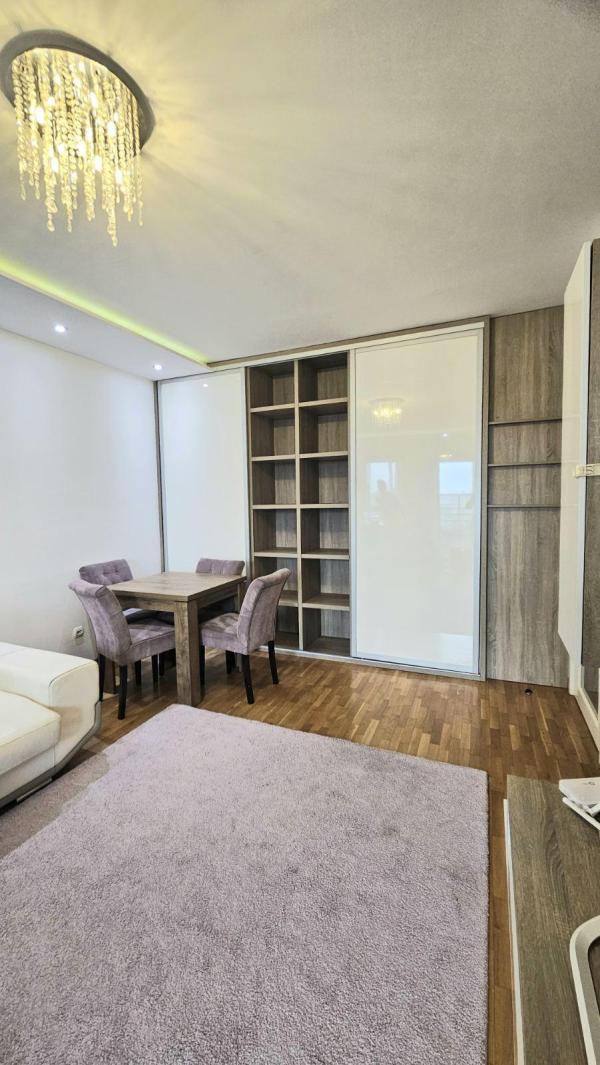 Slika 2 - Đorđa Stanojevića, Trosoban stan za izdavanje, 62m2, 1.000€