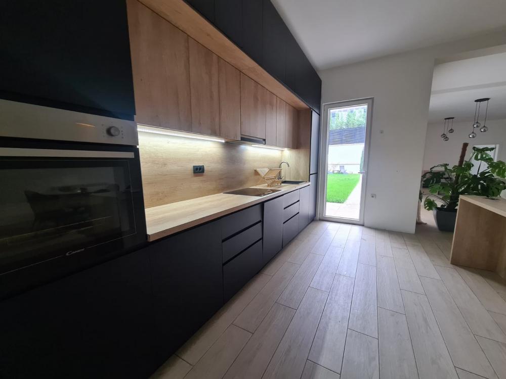 Slika 6 - Velisava Vulovića, Šestosoban stan za izdavanje, 240m2, 2.500€