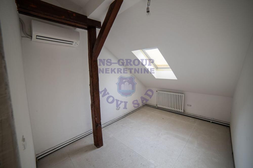 Slika 7 - Njegoševa, Četvorosoban stan na prodaju, 105m2, 217.490€