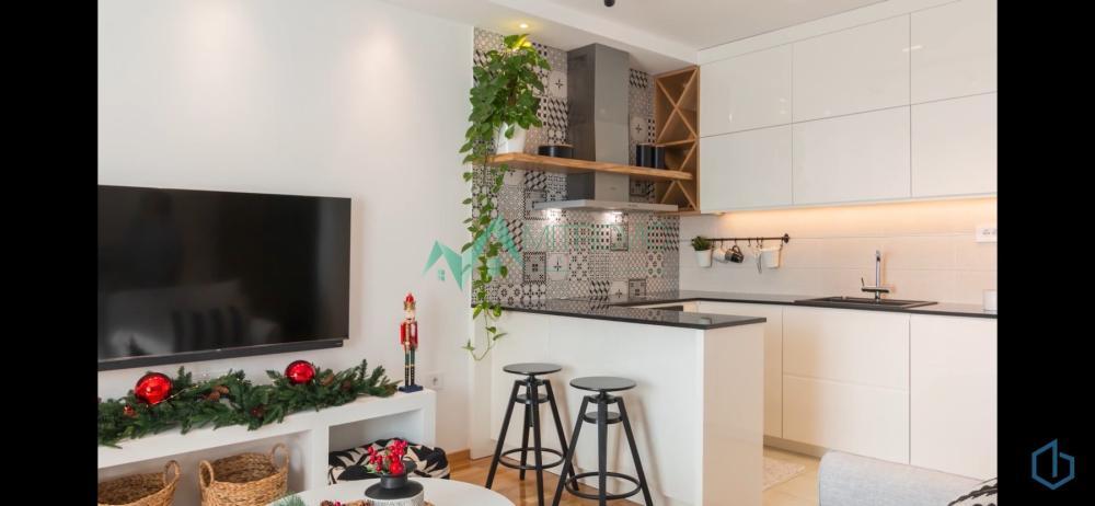 Glavna slika -Dvosoban stan za izdavanje, 56m2, 700€