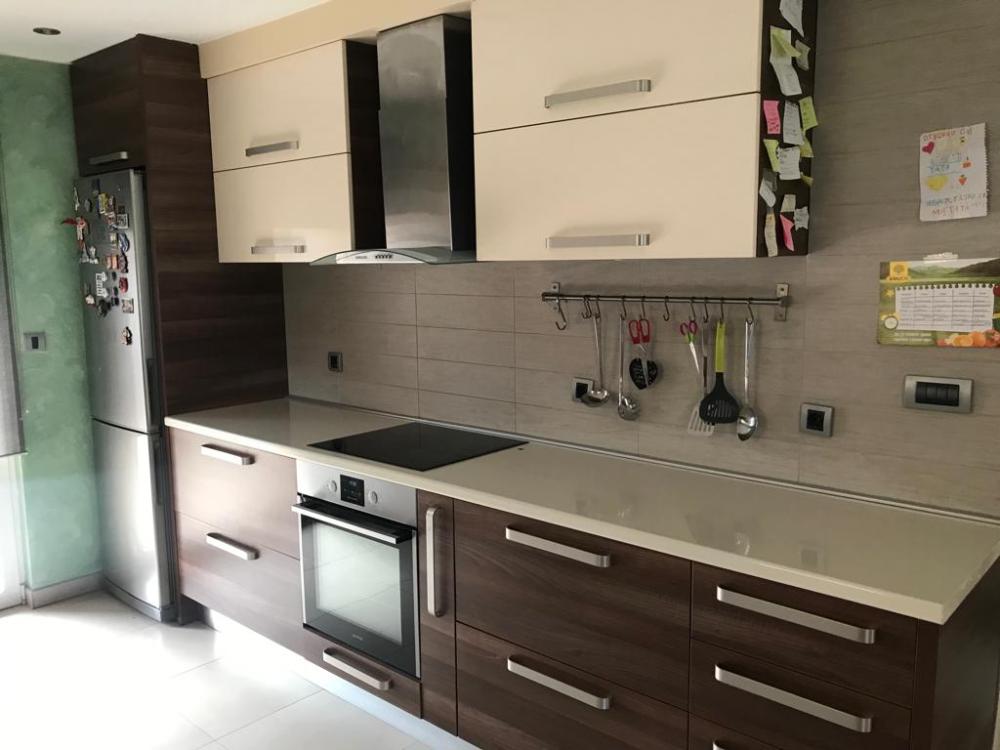 Slika 2 -  Kuća za izdavanje, 300m2, 3.000€