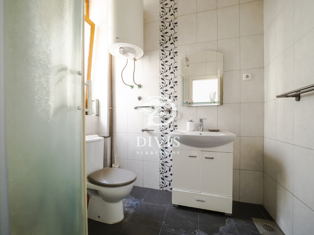 Slika 1 - Krunska, Četvoroiposoban stan na prodaju, 122m2, 510.000€