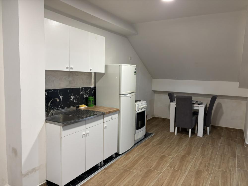 Slika 4 - Ljube Tadića, Jednoiposoban stan za izdavanje, 50m2, 400€