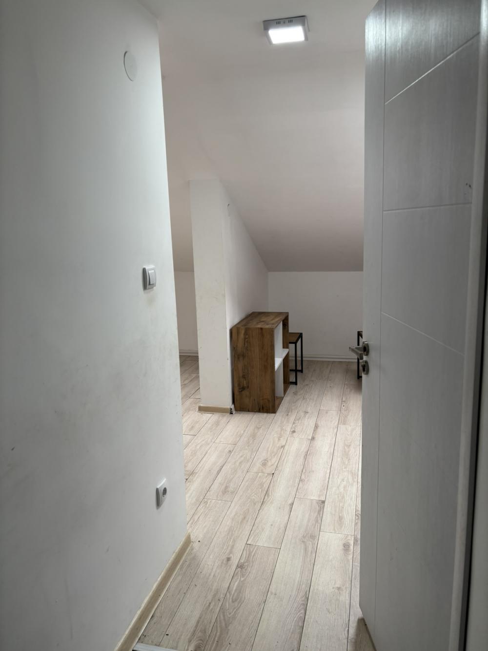 Slika 5 - Ljube Tadića, Jednoiposoban stan za izdavanje, 40m2, 300€
