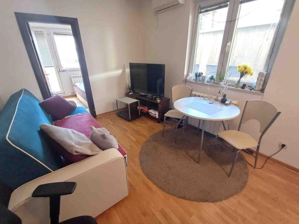 Glavna slika -Marka Oreškovića, Jednoiposoban stan za izdavanje, 30m2, 480€