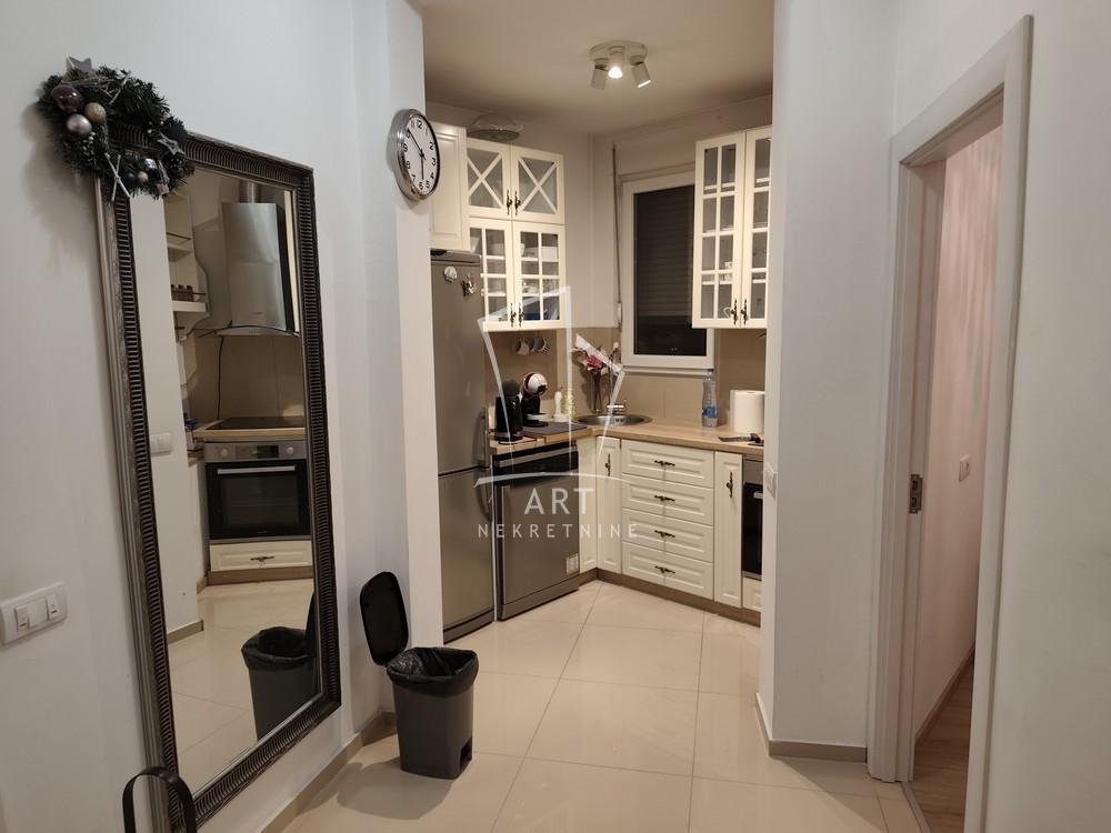 Slika 5 - Gundulićev Venac, Trosoban stan za izdavanje, 55m2, 1.200€