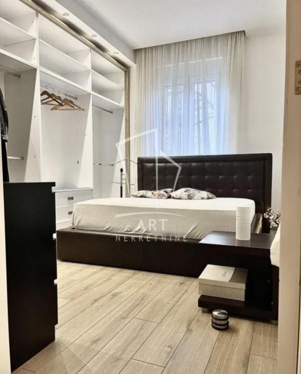 Slika 7 - Gundulićev Venac, Trosoban stan za izdavanje, 55m2, 1.200€