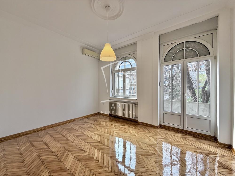 Glavna slika -Palmotićeva, Šestosoban stan za izdavanje, 220m2, 3.000€