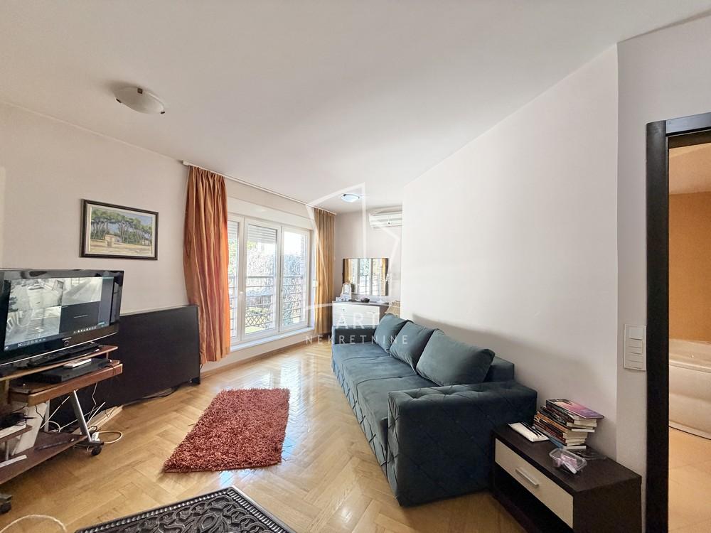 Slika 5 - Lukijana Mušickog,  Kuća na prodaju, 159m2, 900.000€