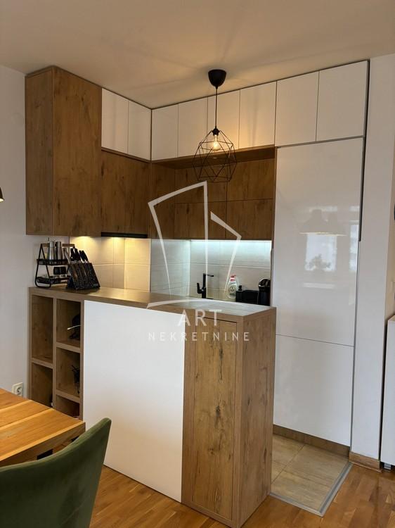 Slika 11 - Bulevar Kralja Aleksandra, Trosoban stan na prodaju, 53m2, 199.900€