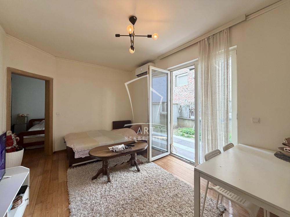 Slika 2 - Andre Stevanovića, Dvosoban stan na prodaju, 69m2, 115.000€