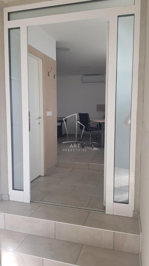 Slika 8 - Gračanička,  Lokal za izdavanje, 209m2, 1.700€