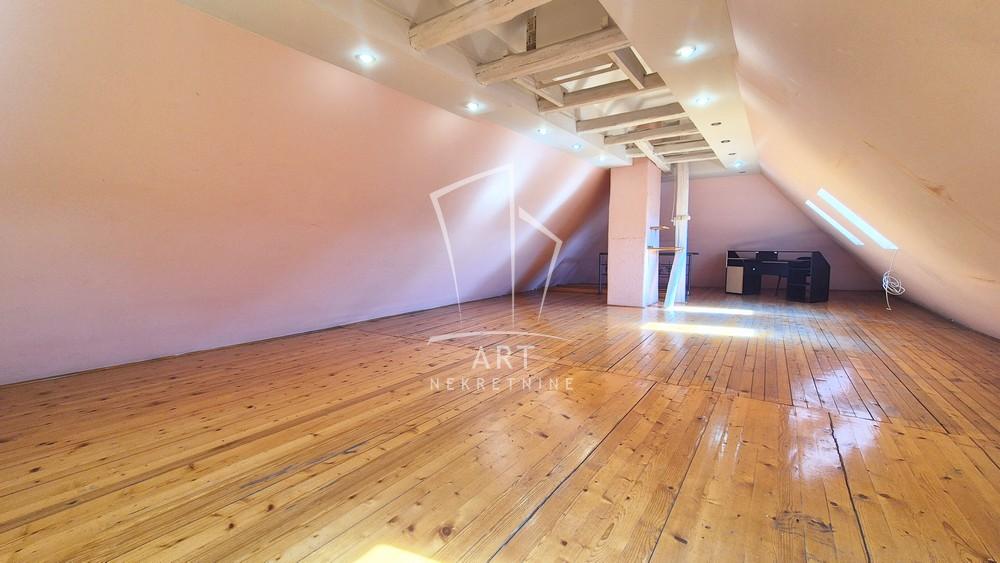 Slika 9 - Bežanijska,  Lokal za izdavanje, 100m2, 650€