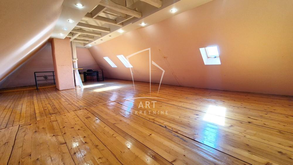 Slika 10 - Bežanijska,  Lokal za izdavanje, 100m2, 650€