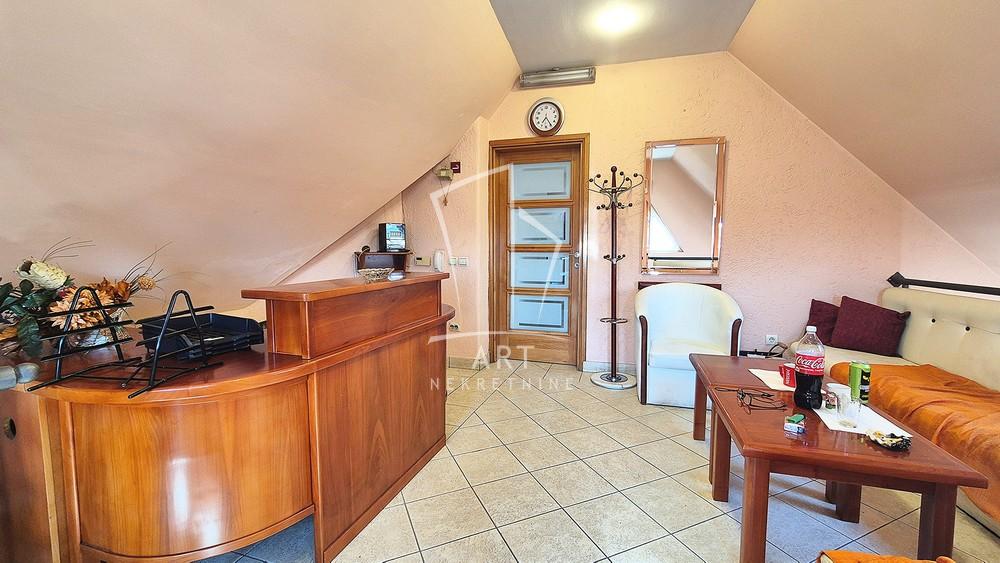 Slika 2 - Bežanijska,  Lokal za izdavanje, 100m2, 650€