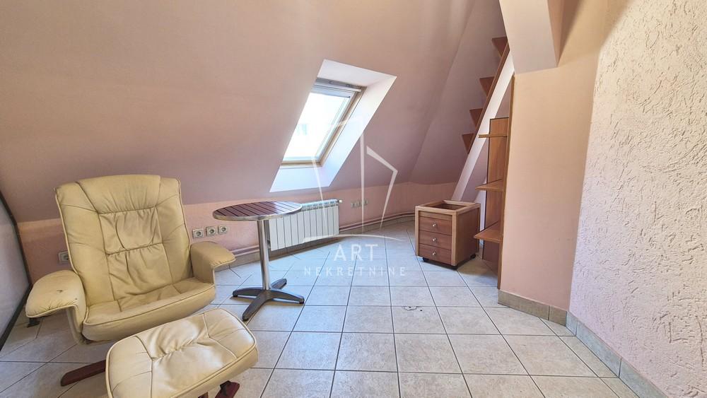 Slika 3 - Bežanijska,  Lokal za izdavanje, 100m2, 650€