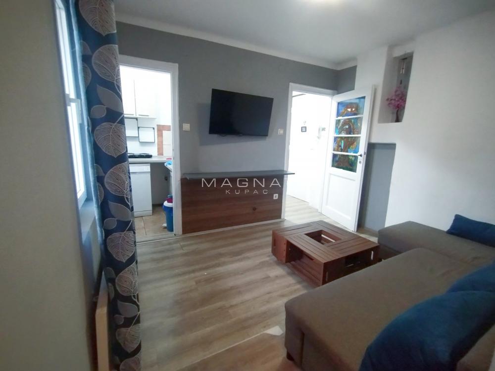 Slika 2 - Dubrovačka, Dvosoban stan za izdavanje, 40m2, 600€